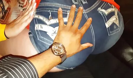 おっぱいの間でオナニー 女 マッサージ 師 エロ