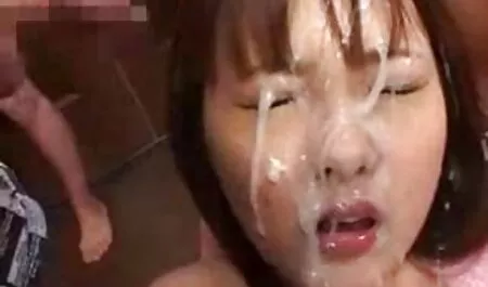 部屋の中の車ポルノ 女性 マッサージ av