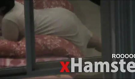 簡単にあなたのコックを溶かす 女性 マッサージ 師 の 動画