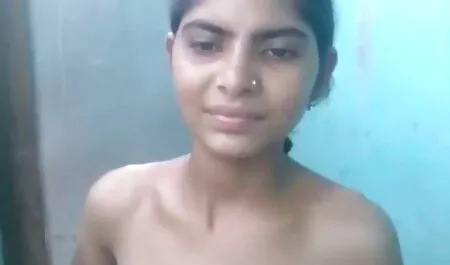 このペアは、彼らの交配ゲームを撮影することに夢中です。 女 マッサージ 師 エロ 動画