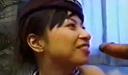 黒人、fisting、女の子Briellaバウンスで彼女の甘い白いお尻 女 マッサージ 動画