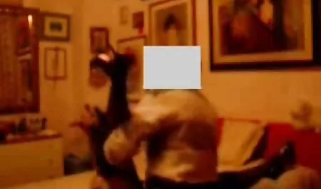 赤毛の女性を破って二つの写真家 マッサージ 無料 動画 女性