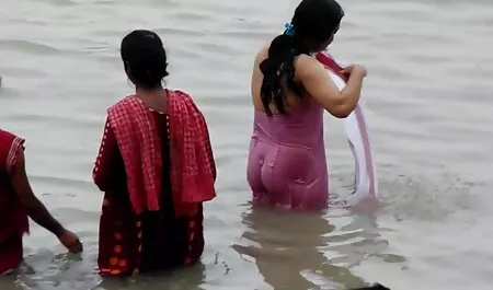 サブリナ銀行のためのダブルミルク マッサージ 女性 動画
