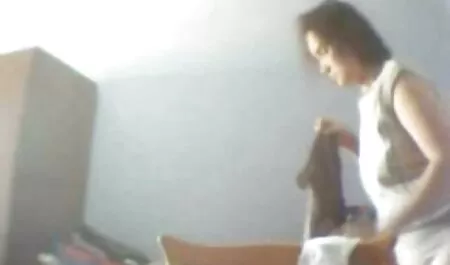 勇敢な女の子のためのコックのお尻 マッサージ 動画 女性