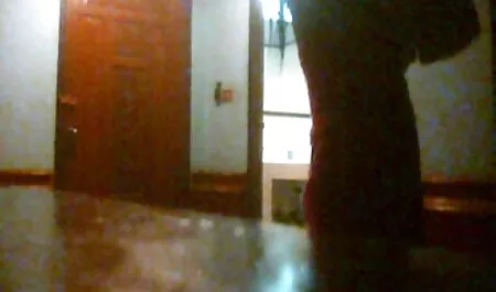自由のタッチでステファニー犬 マッサージ 女性 動画