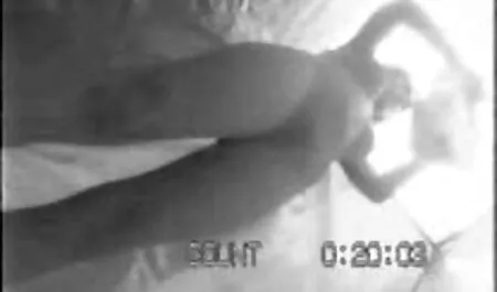 美しい若い脂肪の女性は、ポルノ映画で会う マッサージ 動画 女性