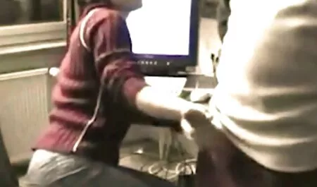レズビアンの楽しみと浮気 マッサージ 女性 動画
